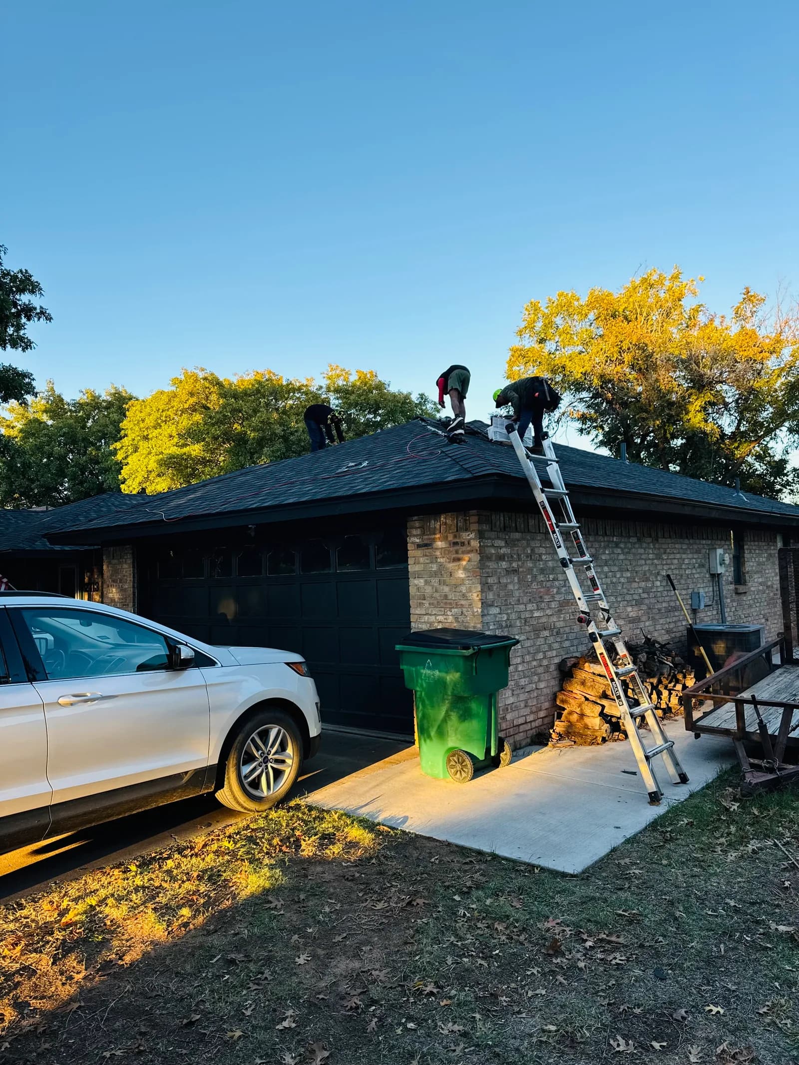 Vernon Class 4 Roof Replacement — architectural shingles going down in Vernon, TX