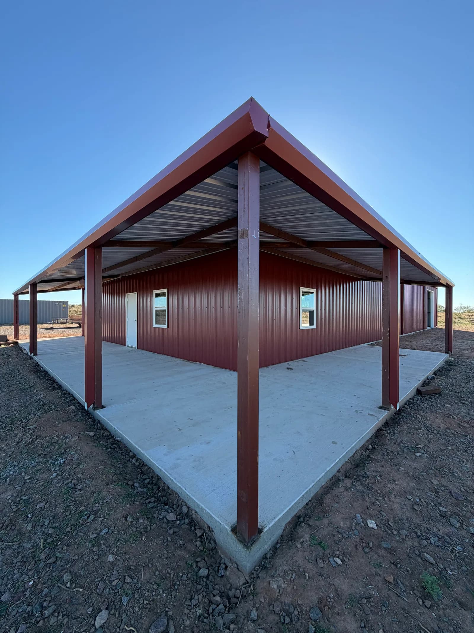 Chillicothe 45' x 100' Metal Building — steel framing going up in Chillicothe, TX