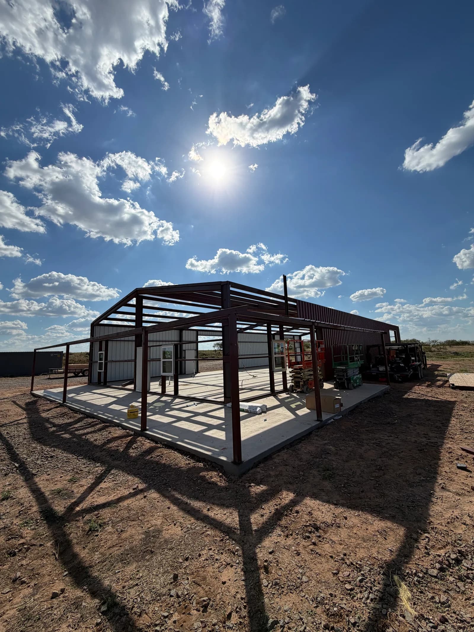 Chillicothe 45' x 100' Metal Building — steel framing going up in Chillicothe, TX